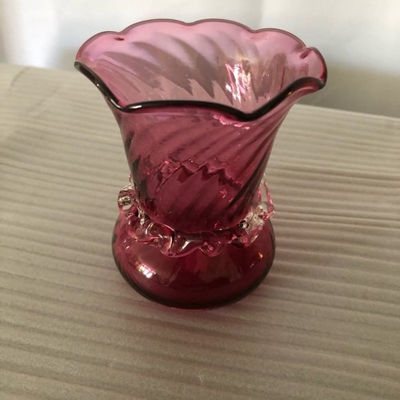 Cranberry/Pilgrim Glass Collectible (b) - Picture 2 of 2